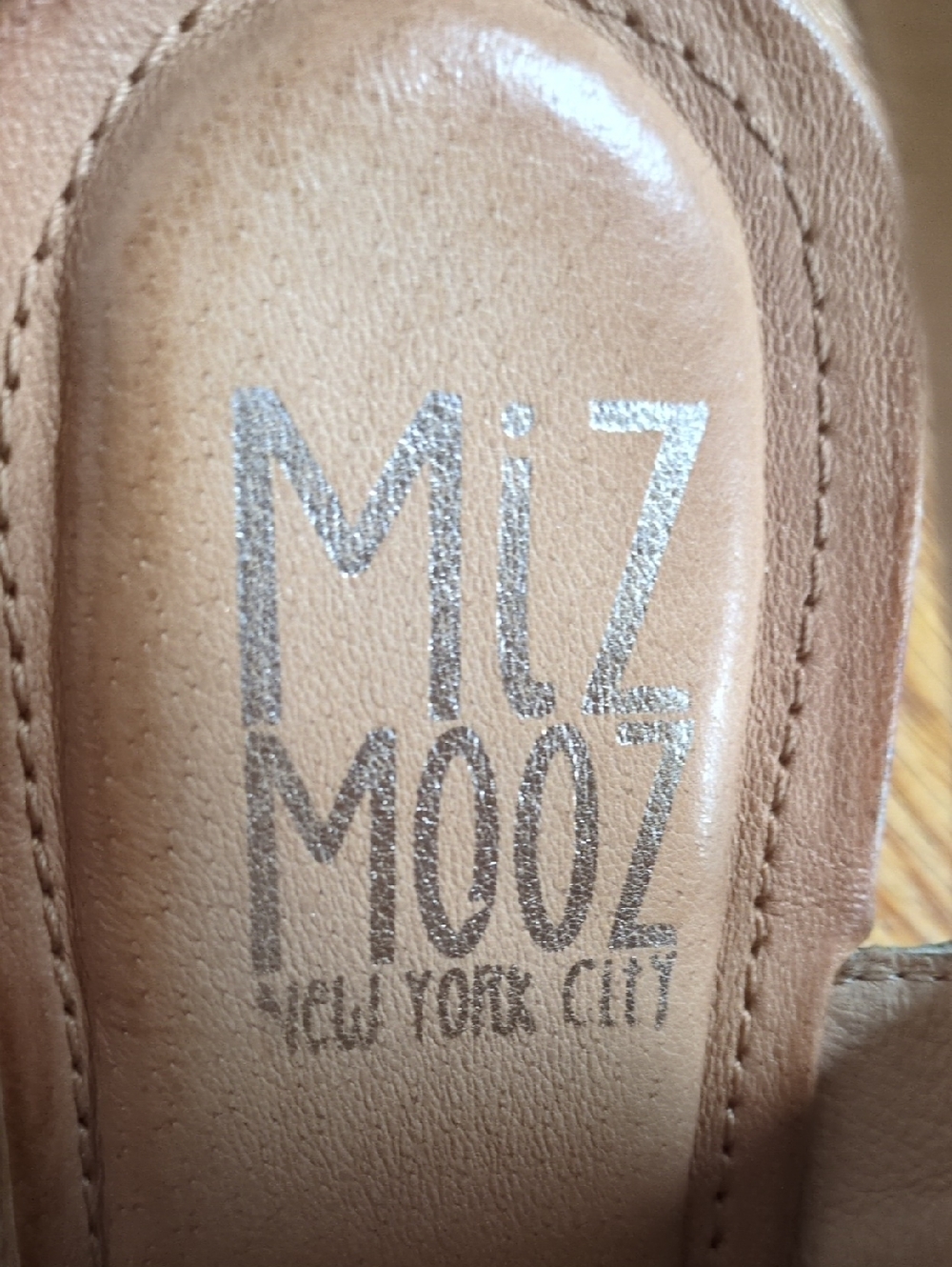 Miz Mooz Flaire Ruched Leather Side Zip Aloe Green Sandals Size 38 - Picture 9 of 10